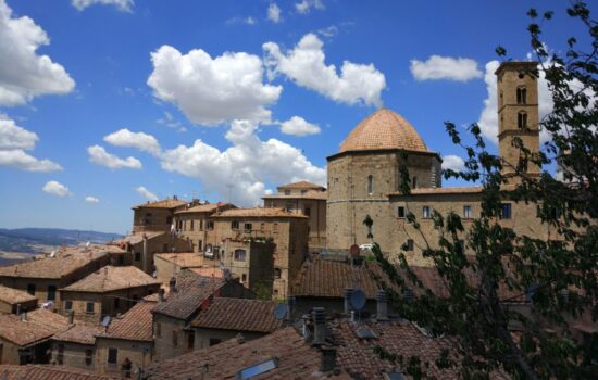 Volterra a városfalról fényképezve (fotó: Olaszmamma)